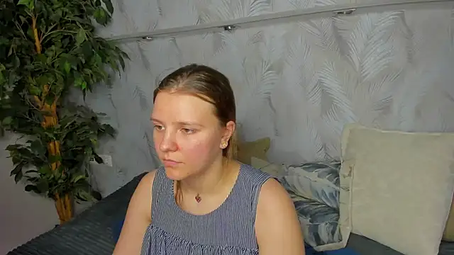 Jenny Jimmy online show from July 2, 9:15 am
