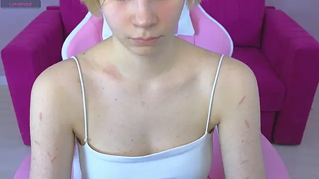 BettyCarter07 online show from February 19, 11:49 am