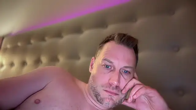Christian87xxx online show from February 13, 10:22 pm