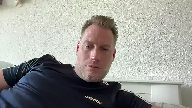 Christian87xxx online show from May 3, 10:43 am