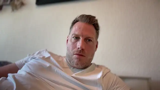 Christian87xxx online show from May 28, 5:21 pm