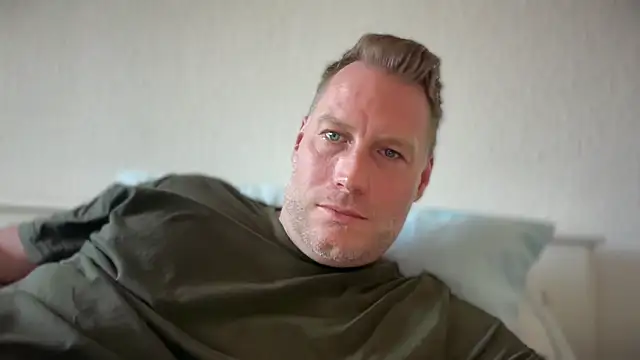 Christian87xxx online show from June 17, 4:30 pm