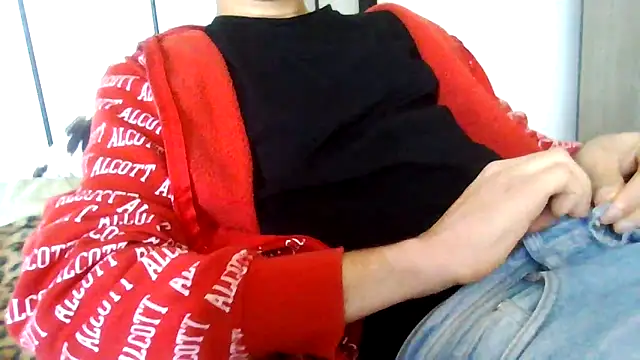 tommyboyteen online show from February 1, 2:02 pm