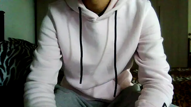 tommyboyteen online show from February 14, 12:47 pm