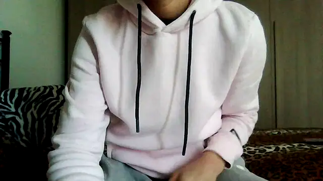 tommyboyteen online show from February 18, 3:43 pm