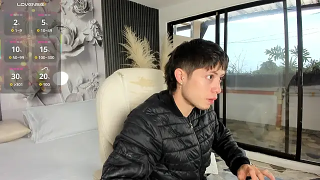 marcuscollins1  online show from February 10, 12:31 pm