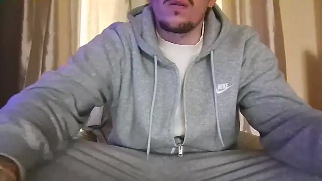 Snapshot of giumy91 chatting on March 7, 12:35 pm giumy91 online show from March 7, 12:35 pm