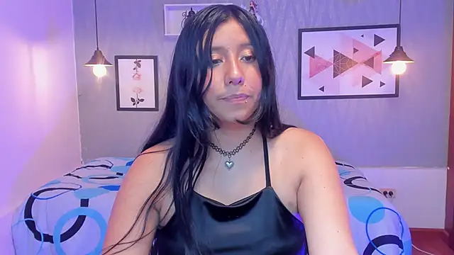 Nohemi louse online show from March 22, 10:59 pm