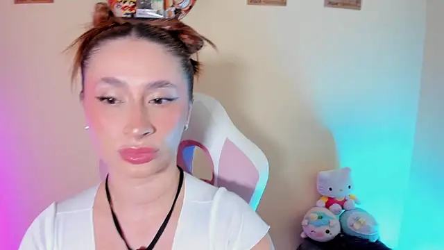 chloe rockss  online show from July 8, 8:24 pm