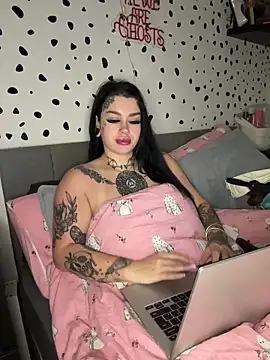 tempzzz12 online show from April 28, 6:51 am