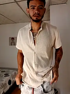 Niick01  online show from October 23, 7:45 pm