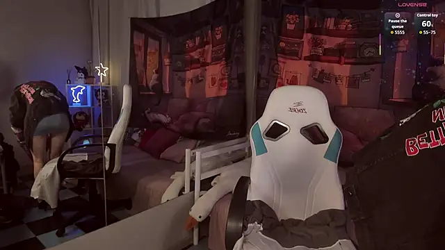 kaisajenner online show from September 22, 7:16 pm