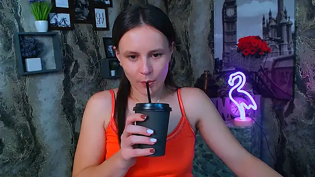 Snapshot of ValeriaHeart_ chatting on December 3, 1:20 pm ValeriaHeart online show from December 3, 1:20 pm