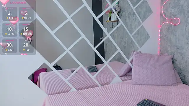 Rachel new20 online show from October 27, 8:46 pm