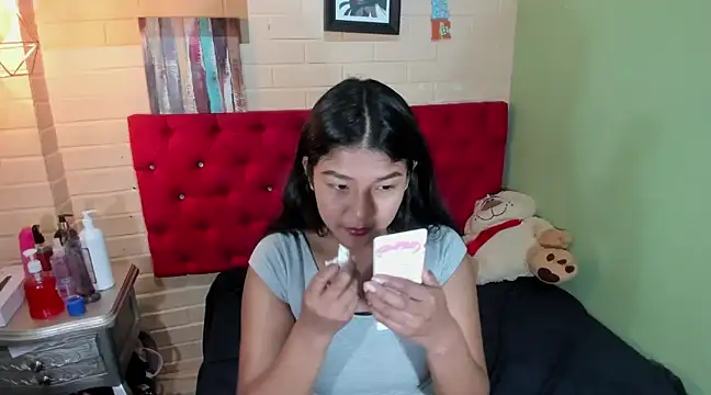 ScarletKray online show from February 20, 2:02 pm