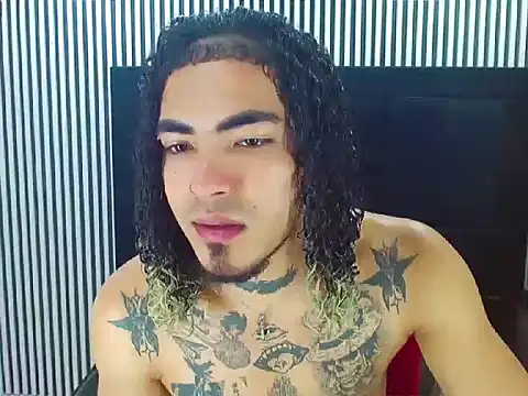 Snapshot of LihanJor_23 chatting on October 6, 12:35 pm LihanJor 23 online show from October 6, 12:35 pm