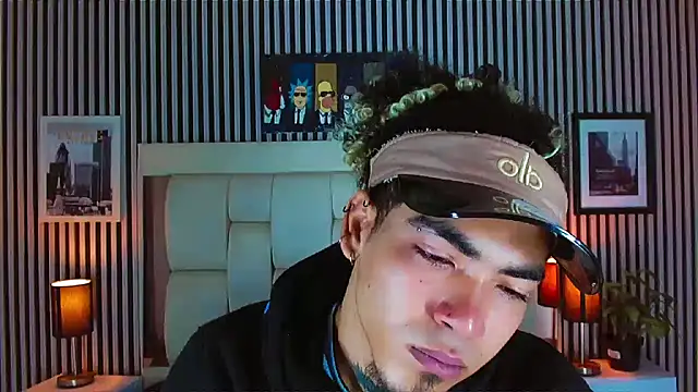 Snapshot of LihanJor_23 chatting on November 2, 11:56 am LihanJor 23 online show from November 2, 11:56 am