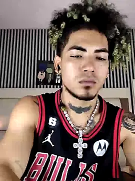 Snapshot of LihanJor_23 chatting on December 2, 1:17 pm LihanJor 23 online show from December 2, 1:17 pm