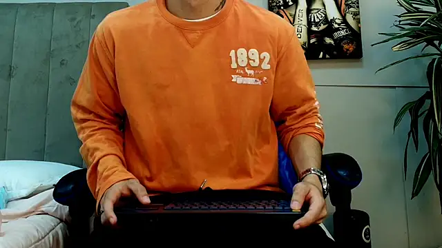 roan birkin online show from May 27, 7:44 pm