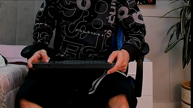 roan birkin online show from June 10, 7:24 pm