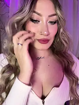Snapshot of Lally_Valencia__ chatting on May 10, 7:13 am Lally Valencia online show from May 10, 7:13 am