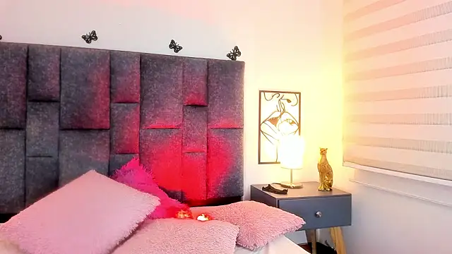 Violetta Ficher online show from October 1, 1:00 am