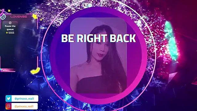 Snapshot of princess0303 chatting on September 18, 4:58 am princess0303 online show from September 18, 4:58 am