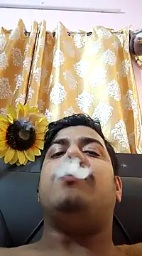 Snapshot of sethgamble000777 chatting on March 7, 4:33 pm sethgamble000777 online show from March 7, 4:33 pm