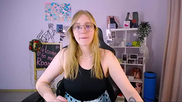 VeronicaAndersen online show from February 4, 9:49 am