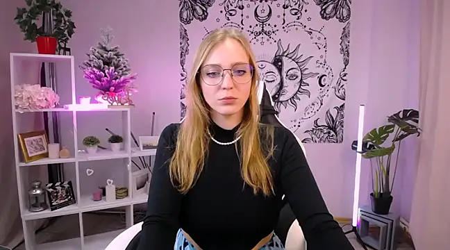 VeronicaAndersen online show from February 13, 3:35 pm