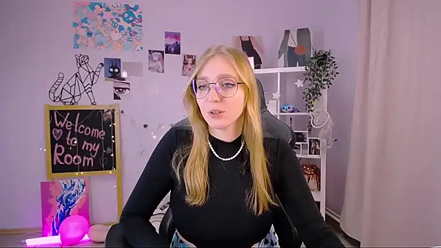 VeronicaAndersen online show from February 19, 3:27 pm