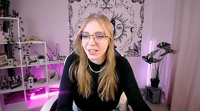 VeronicaAndersen online show from February 28, 12:32 am