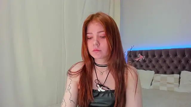 Ella Mayers online show from March 14, 12:43 am