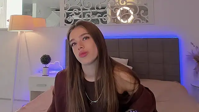 Snapshot of melissacrayzy chatting on May 3, 5:24 am melissacrayzy online show from May 3, 5:24 am