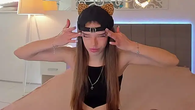 Snapshot of melissacrayzy chatting on May 23, 5:23 am melissacrayzy online show from May 23, 5:23 am