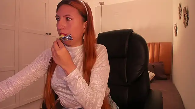 fer angel  online show from February 17, 2:15 pm