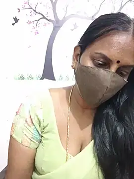 Snapshot of Tamil_Meera12 chatting on June 20, 7:00 am Tamil Meera12 online show from June 20, 7:00 am