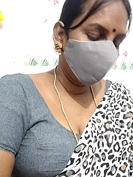 Snapshot of Tamil_Meera12 chatting on June 23, 5:16 am Tamil Meera12 online show from June 23, 5:16 am