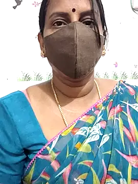 Snapshot of Tamil_Meera12 chatting on June 25, 5:17 pm Tamil Meera12 online show from June 25, 5:17 pm