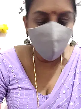 Snapshot of Tamil_Meera12 chatting on June 30, 5:47 pm Tamil Meera12 online show from June 30, 5:47 pm
