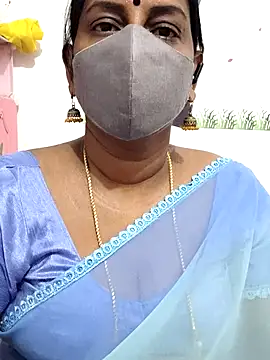 Snapshot of Tamil_Meera12 chatting on July 2, 3:23 am Tamil Meera12 online show from July 2, 3:23 am
