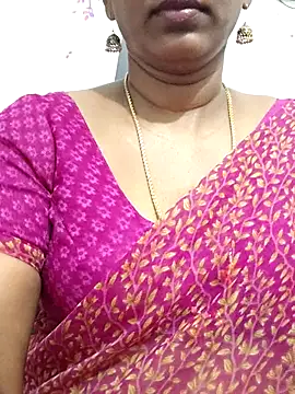 Snapshot of Tamil_Meera12 chatting on July 7, 3:42 am Tamil Meera12 online show from July 7, 3:42 am