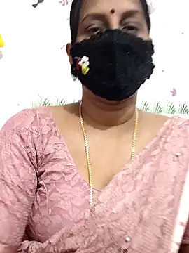 Snapshot of Tamil_Meera12 chatting on July 12, 1:13 pm Tamil Meera12 online show from July 12, 1:13 pm