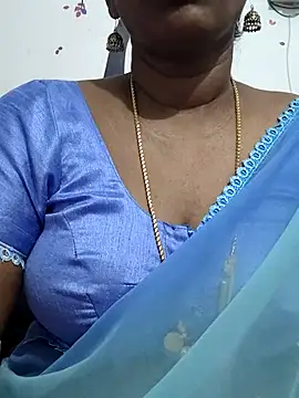 Snapshot of Tamil_Meera12 chatting on July 25, 3:26 am Tamil Meera12 online show from July 25, 3:26 am