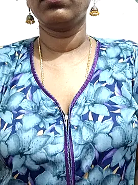 Snapshot of Tamil_Meera12 chatting on July 31, 3:50 am Tamil Meera12 online show from July 31, 3:50 am