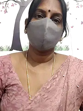 Snapshot of Tamil_Meera12 chatting on August 2, 12:25 pm Tamil Meera12 online show from August 2, 12:25 pm