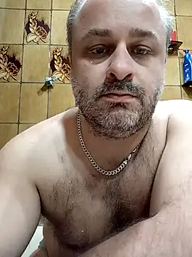 Snapshot of NAvoglia chatting on May 9, 2:33 pm NAvoglia online show from May 9, 2:33 pm