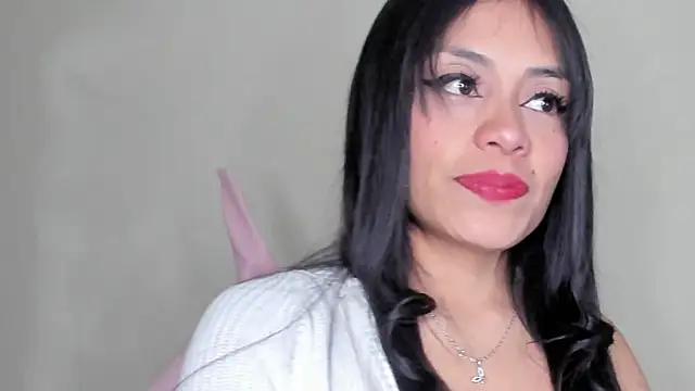 Raichell  online show from March 9, 4:05 am