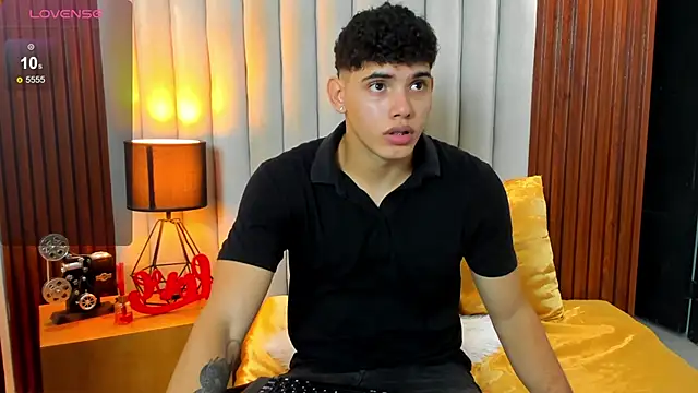 Justin mack online show from November 25, 7:36 pm