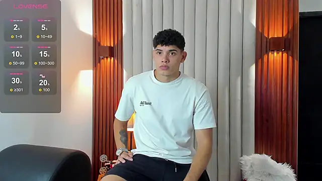 Justin mack online show from December 4, 7:22 pm